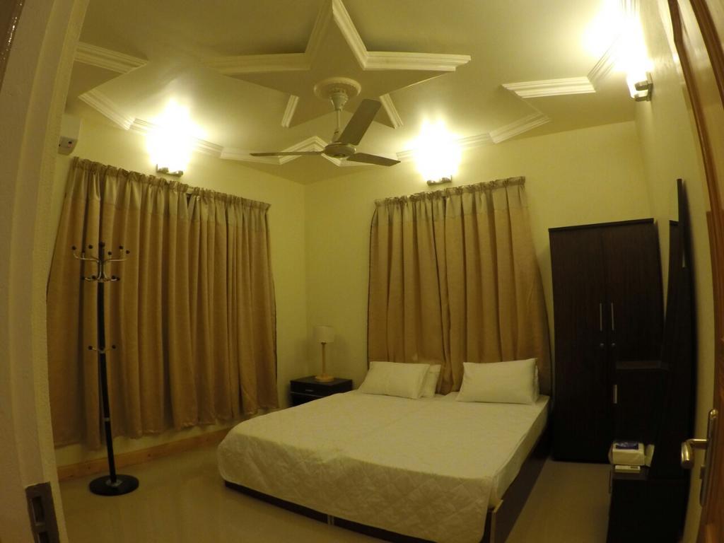 Fulhadhoo Inn Екстериор снимка
